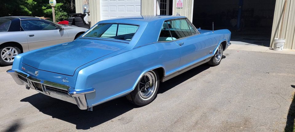 Grand Traverse — a finished 1965 Buick Riviera Gran Sport